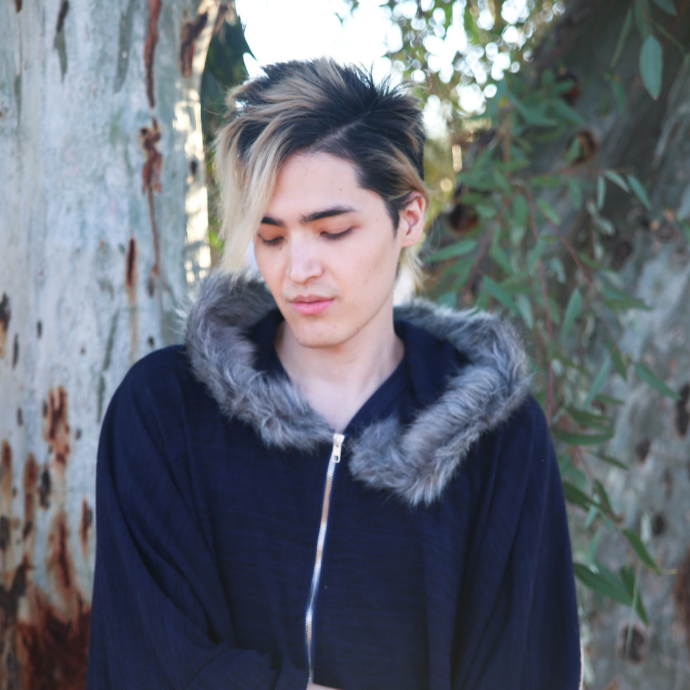 Navy Blue Fur Hooded Cape Poncho Winter Style L - Picture 5 of 8